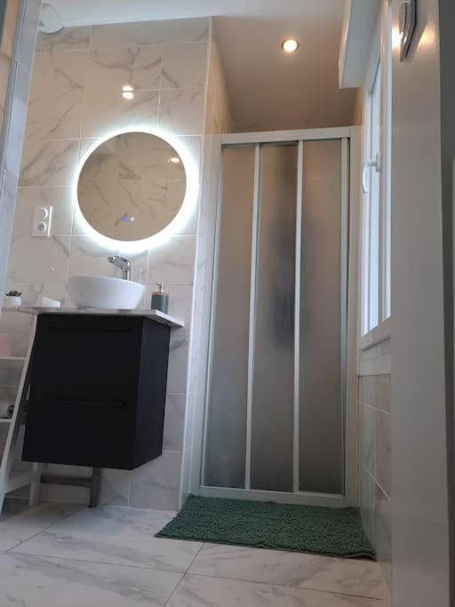 Appartement T2 Jacky Ic. /moto / Circuit 24h / Oasis /antares *